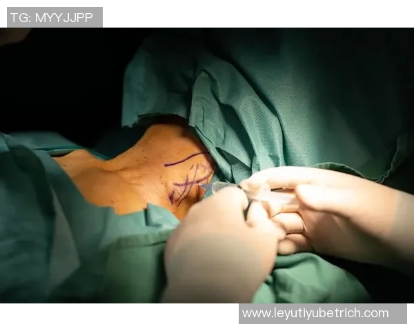 广西外援阿萨莫阿助行器辅助下成功下床行走传来好消息