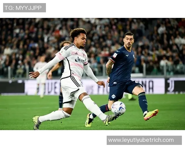 皇马后卫赫伊森因左腿比目鱼肌受伤预计缺阵一至两周 皇马后卫赫伊森因左腿比目鱼肌受伤预计缺阵一至两周